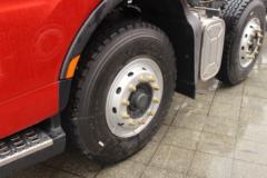 东风柳汽 乘龙H7重卡 2019款 315马力 6X2 9.6米载货车底盘(LZ1250H7CB)