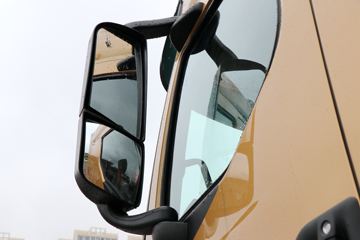 �������� ����H7�ؿ� 2019�� 600���� 6X4ǣ����(����)(LZ4252H7DC1)ͼƬ