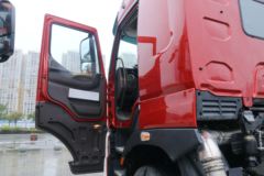 东风柳汽 乘龙H7重卡 2019款 480马力 8X4 9.6米载货车底盘(LZ1312H7FB) 东风柳汽 乘龙H7重卡 2019款 480马力 8X4 9.6米载货车底盘(LZ1312H7FB)