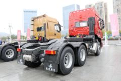 东风柳汽 乘龙H5重卡 400马力 6X4牵引车(国六)