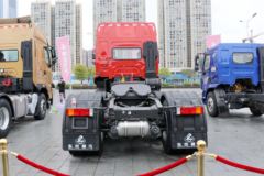 东风柳汽 乘龙H5重卡 400马力 6X4牵引车(国六)