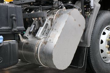 �������� ����H5�ؿ� 400���� 6X4ǣ����(����)ͼƬ