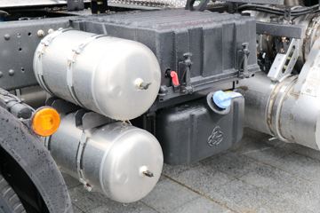 �������� ����H5�ؿ� 400���� 6X4ǣ����(����)ͼƬ