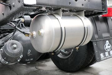 �������� ����H5�ؿ� 400���� 6X4ǣ����(����)ͼƬ