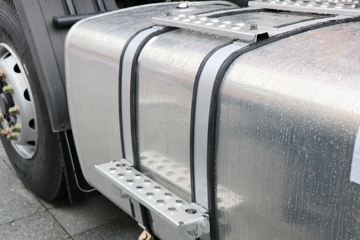 �������� ����H5�ؿ� 400���� 6X4ǣ����(����)ͼƬ