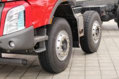 东风柳汽 乘龙H7 400马力 8X4 LNG自卸车底盘(LZ3311H7FL)