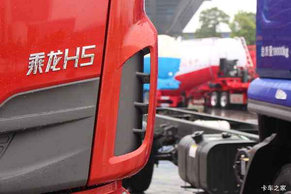 乘龙H5绿通房车,现车多多,抓紧抢购!