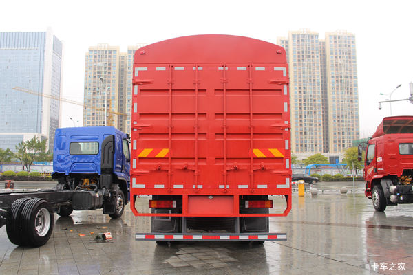 乘龙H5 240马力绿通房车，开年大优惠现缴200抵2000