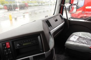 �������� ����H5�п� 240���� 4X2 6.8�ײ�դʽ�ػ���(LZ5182CCYM3AB)ͼƬ