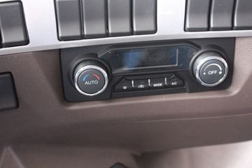 �������� ����H5�п� 240���� 4X2 6.8�ײ�դʽ�ػ���(LZ5182CCYM3AB)ͼƬ