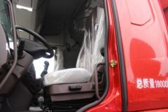 东风柳汽 乘龙H5中卡 240马力 4X2 6.8米仓栅式载货车(LZ5182CCYM3AB)