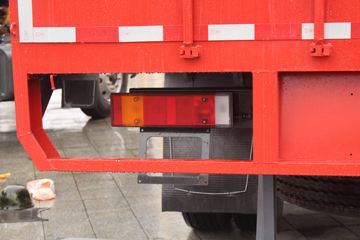 �������� ����H5�п� 240���� 4X2 6.8�ײ�դʽ�ػ���(LZ5182CCYM3AB)ͼƬ