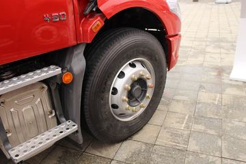 �������� ����T5�ؿ� 430���� 6X4 LNG��ͷǣ����(�����)ͼƬ