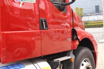 �������� ����T5�ؿ� 430���� 6X4 LNG��ͷǣ����(�����)ͼƬ