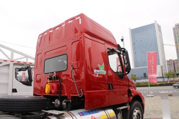 �������� ����T5�ؿ� 430���� 6X4 LNG��ͷǣ����(�����)ͼƬ