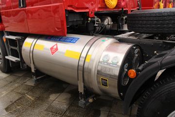 �������� ����T5�ؿ� 430���� 6X4 LNG��ͷǣ����(�����)ͼƬ