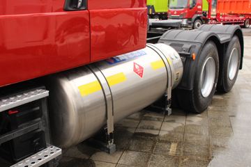 �������� ����T5�ؿ� 430���� 6X4 LNG��ͷǣ����(�����)ͼƬ