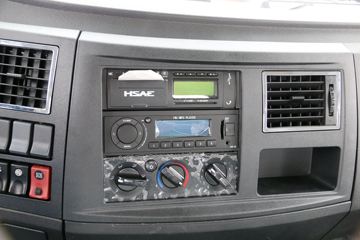 ���� ������D9 220���� 4X2 8����������ʽ�ػ���(����)(EQ5160XYKL9CDHAC)ͼƬ