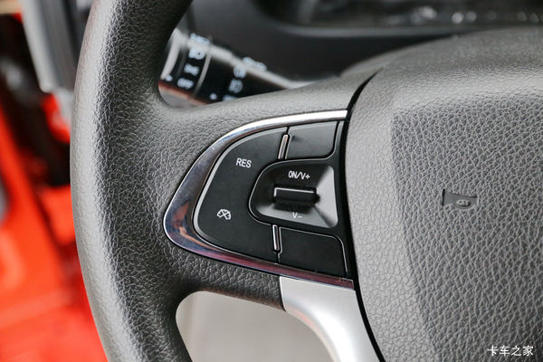 多利卡D6载货车限时促销中 优惠0.8万