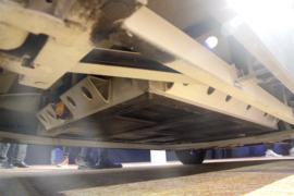 大通EV30&nbsp;电动封闭厢货底盘图片