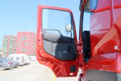 东风商用车 天龙VL重卡 2019款轻赢版 450马力 6X4牵引车(DFH4250A4)