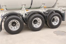 25方系列&nbsp;罐式半挂车底盘图片