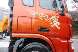 联合U系&nbsp;牵引车外观                                                图片