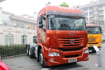 联合卡车 U460重卡 460马力 6X4牵引车(蓬翔QL400)(QCC4252D654-2)
