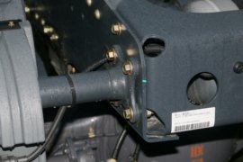 联合U系&nbsp;牵引车底盘                                                图片