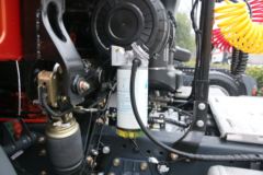 联合卡车 U420重卡 420马力 6X4危险品牵引车(QCC4252D654W-3)