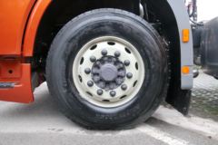 联合卡车 U420重卡 420马力 6X4危险品牵引车(QCC4252D654W-3)