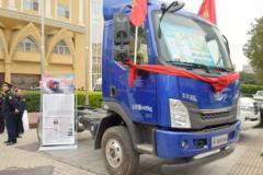 东风柳汽 乘龙L3 160马力 4.2米单排厢式轻卡底盘(JQ5040XXY01)