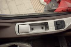 东风柳汽 乘龙L3 160马力 4.2米单排厢式轻卡底盘(JQ5040XXY01)