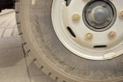 东风柳汽 乘龙L3 160马力 4.2米单排厢式轻卡底盘(JQ5040XXY01)