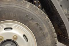 东风柳汽 乘龙L3 160马力 4.2米单排厢式轻卡底盘(JQ5040XXY01)