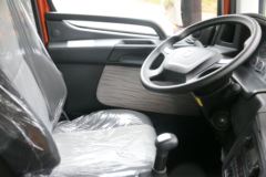 联合卡车 U 350重卡 350马力 6X2冷藏车(国六)