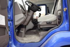 东风柳汽 乘龙L3 160马力 4X2 7.7米翼开厢式载货车(LZ5161XYKM3AB)