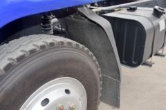 东风柳汽 乘龙L3 160马力 4X2 7.7米翼开厢式载货车(LZ5161XYKM3AB)