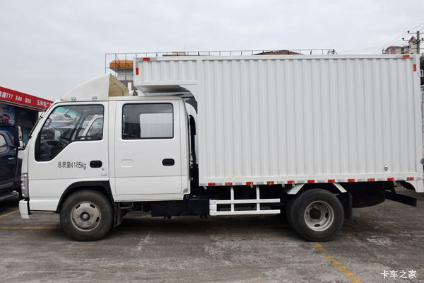 庆铃五十铃载货汽车双排厢式运输车100p