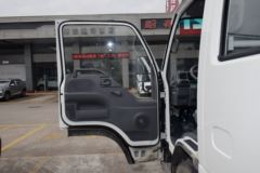庆铃 五十铃100P 115马力 3.245米双排厢式轻卡(QL5040XXYAMHWJ)