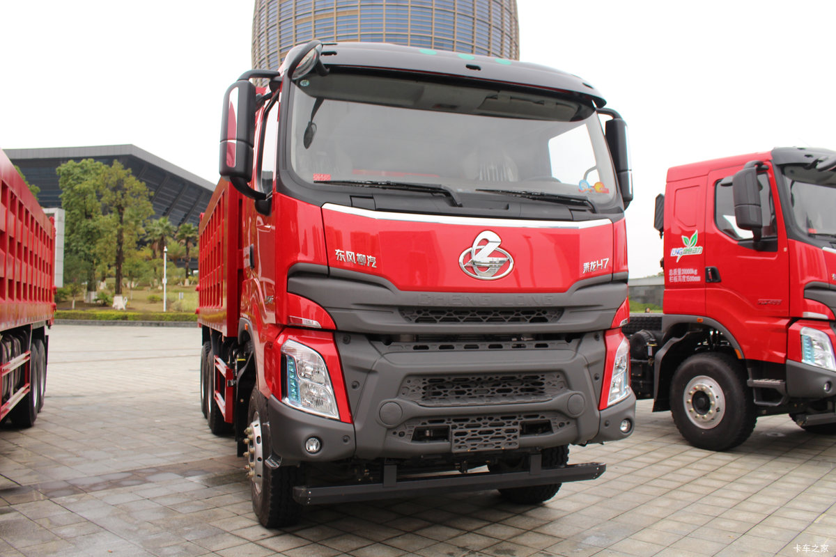 东风柳汽 乘龙H7 460马力 6X4 6.5米自卸车