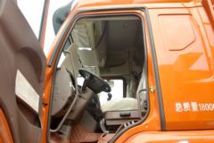 东风柳汽 乘龙H5中卡 220马力 4X2 6.8米仓栅式载货车(LZ5182CCYM3AB)