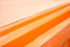 东风柳汽 乘龙H5中卡 220马力 4X2 6.8米仓栅式载货车(LZ5182CCYM3AB)