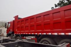 东风柳汽 乘龙H5 320马力 8X4 7.4米自卸车(LZ3311M5FB)
