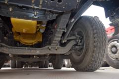 东风柳汽 乘龙H5 320马力 8X4 7.4米自卸车(LZ3311M5FB)