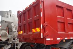 东风柳汽 乘龙H5 320马力 8X4 7.4米自卸车(LZ3311M5FB)