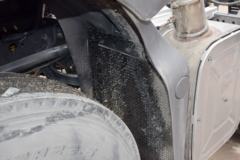 东风柳汽 乘龙H7重卡 420马力 8X4 9.4米仓栅式载货车(LZ5312CCYH7FB)