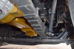 东风柳汽 乘龙H7重卡 420马力 8X4 9.4米仓栅式载货车(LZ5312CCYH7FB)