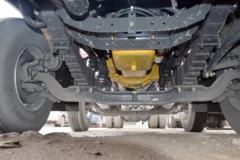 东风柳汽 乘龙H7重卡 420马力 8X4 9.4米仓栅式载货车(LZ5312CCYH7FB)