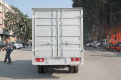 长安跨越王X5 1.5L 112马力 3.035米双排厢式小卡(SC5031XXYFRS52)